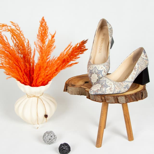 کفش پاشنه دار کد 620