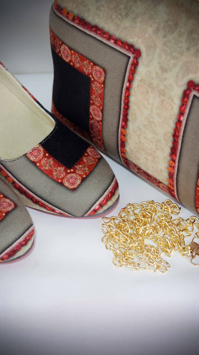 ست کیف نوستالژی و کفش پاشنه دار کد 87