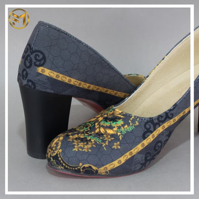 کفش پاشنه دار کد 99