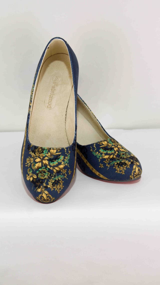 کفش پاشنه دار کد 98